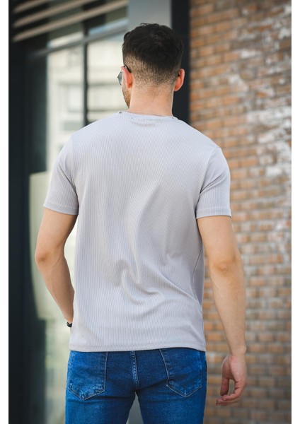 Mela Kolye Hediyeli Tek Cep Slim Fit Likralı Erkek Tshirt fırsatları