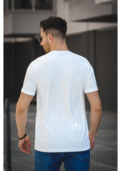 Mela Kolye Hediyeli Tek Cep Slim Fit Likralı Erkek Tshirt