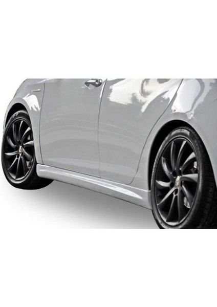 Alfa Romeo Giulietta Yan Marşpiyel (Plastik)