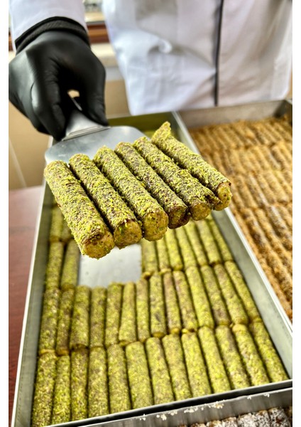 Dışı Antep Fıstıklı Pestil Sarması 500 gr
