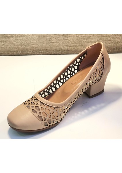 8680 Bayan Nute Kalın Kısa Topuk Ayakkabı fırsatları
