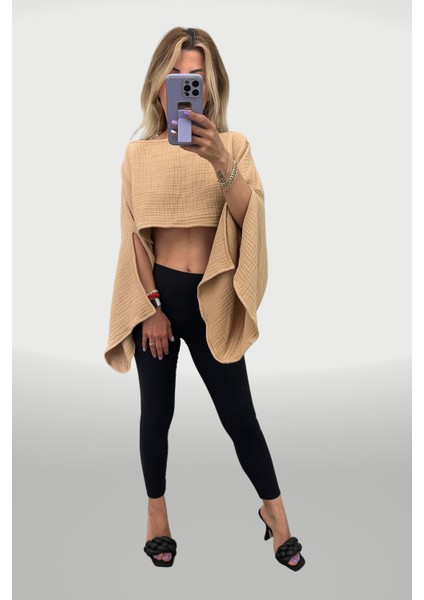 Kolları Yırtmaçlı Crop Top