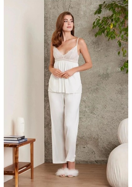 2820 Kadın Penye Dantelli Sabahlıklı Pijama Takım-Ekru fırsatları