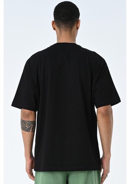 Basic Erkek Bisiklet Yaka Oversize Kalıp Kısa Kollu T-Shirt fiyatları
