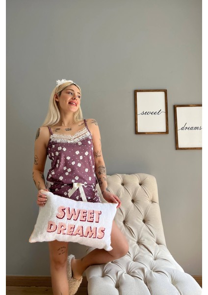 Mor Benek Papatya Dantel Detaylı Ip Askı Şortlu Örme Pijama Takımı