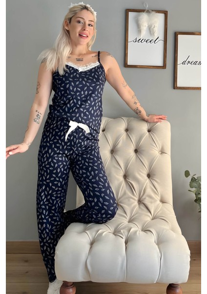 Lacivert Yaprak Dantelli Ip Askılı Örme Kadın Pijama Takımı