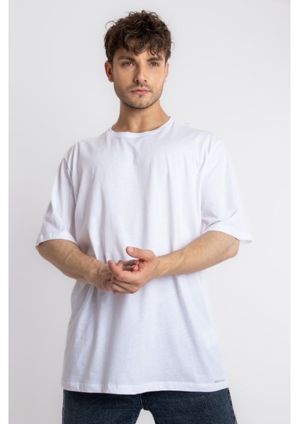 Erkek/ Oversize O-Yaka T-Shirt Basuelto - Beyaz modelleri