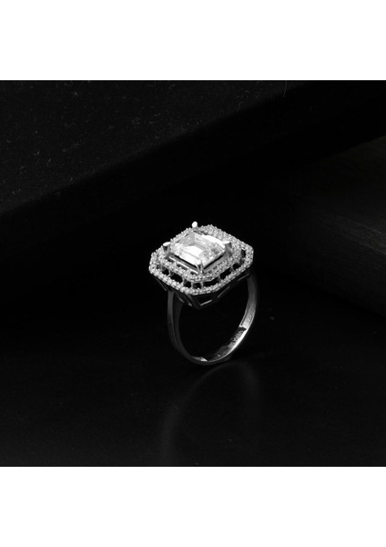 14 Ayar Beyaz Altın Baget Yüzük fırsatları