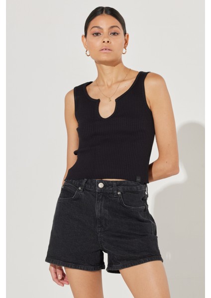 Regular Fit Normal Kesim Bisiklet Yaka Esnek Bej Tişört