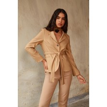 Parkkaron Kadın Camel Kuşak Detaylı Blazer Ceket