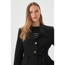 Parkkaron Kadın Siyah Kuşak Detaylı Blazer Ceket