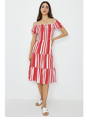 Select Moda Kadın Carmen Yaka Düğme ve Gipe Detaylı Astarlı Elbise