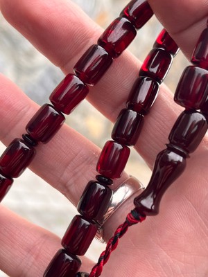 BCF Bordo Sıkma Kehribar 33 Taneli Tesbih 35 cm Silindir Kesim Orta Boy SK05070.100623