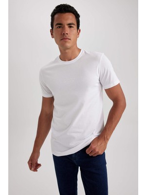 DeFacto Slim Fit Bisiklet Yaka Baskılı Kısa Kollu Tişört A4002AX23HS