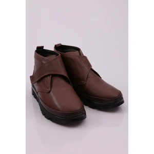 1056 Kadin Cirt Detayli Bot