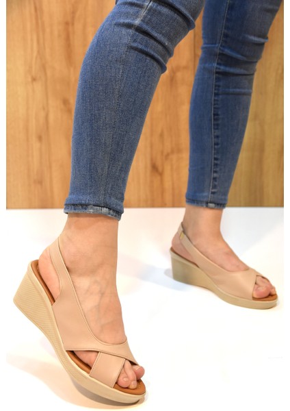 Poli Hafif Taban Günlük Kadın Sandalet Ten fiyatları