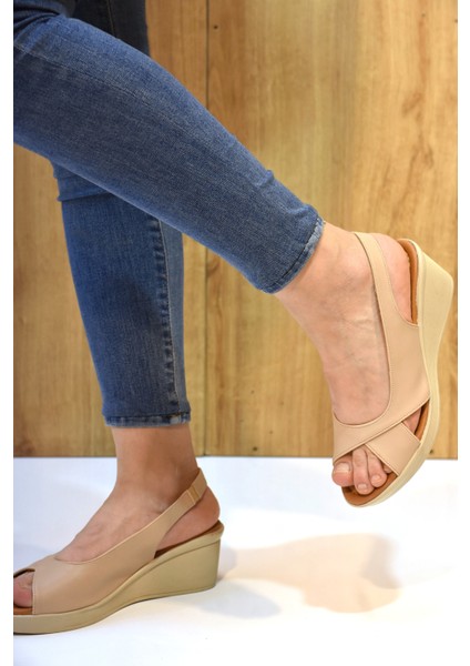 Poli Hafif Taban Günlük Kadın Sandalet Ten fırsatları