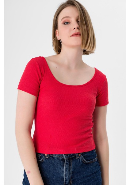 Kadın U Yaka Kaşkorse Kısa Tişört modelleri