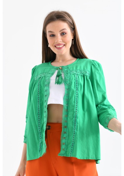 Yeşil Renk Önden Bağlama Detaylı Bluz modelleri
