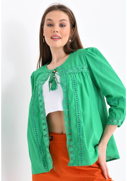 Yeşil Renk Önden Bağlama Detaylı Bluz indirimleri