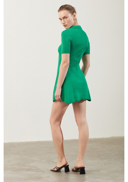 Polo Yaka Volanlı Yeşil Elbise indirimleri