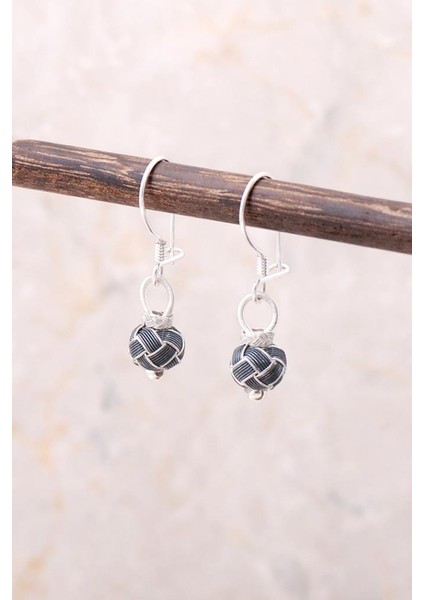 Tek Top Kazaziye El Örmesi İki Renk Küpe 225 fırsatları