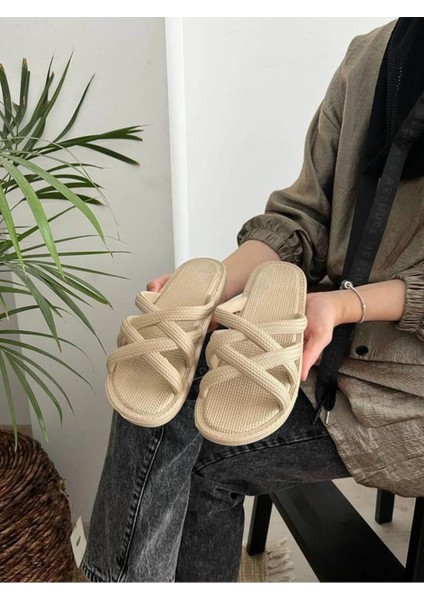 Örgü Hasır Görünümlü Kaydırmaz Taban Yumuşak Esnek Bayan Terlik Plaj Deniz Havuz Günlük Terlik