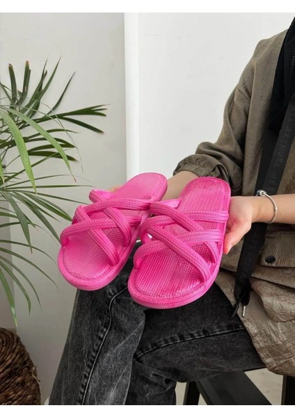 Örgü Hasır Görünümlü Kaydırmaz Taban Yumuşak Esnek Bayan Terlik Plaj Deniz Havuz Günlük Terlik