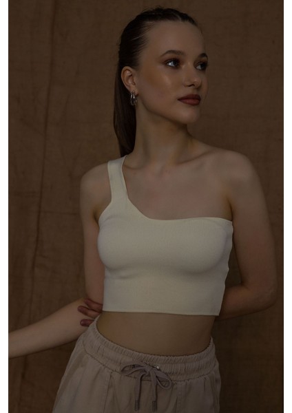 Tek Omuz Crop Top-Krem