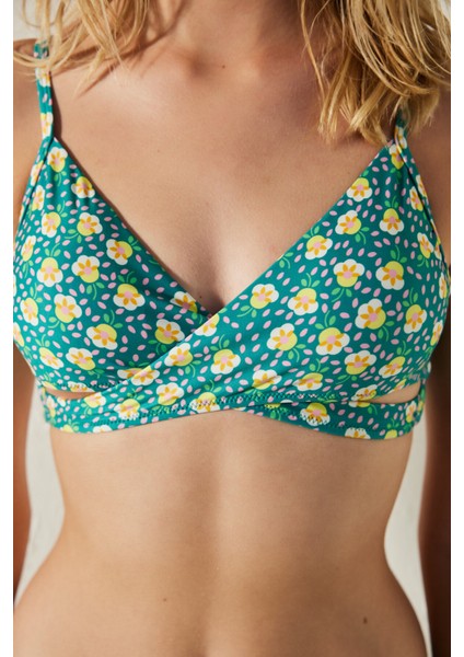 Mandy Pencere Detaylı Bikini Üstü