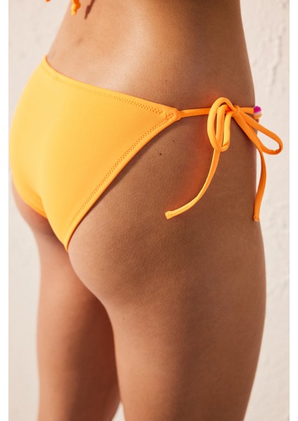 Ribera Önü Çizgili Bikini Altı fiyatları