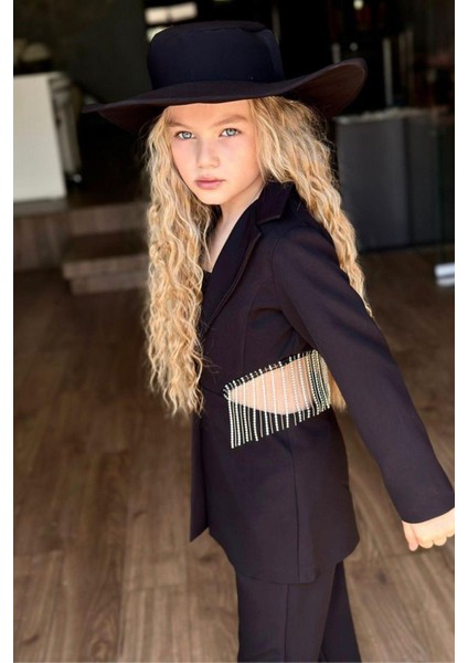 Kız Çocuk Beli ve Sırtı Dekolteli ve Saçaklı Blazer Ceketli Crop ve Pantolonlu Siyah Alt Üst Takım