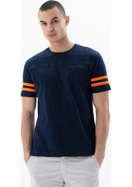 Erkek Regular Fit Bisiklet Yaka Tişört Y25344405801 modelleri