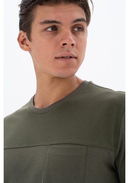 Erkek Regular Fit Bisiklet Yaka Tişört Y25344404601 fiyatları