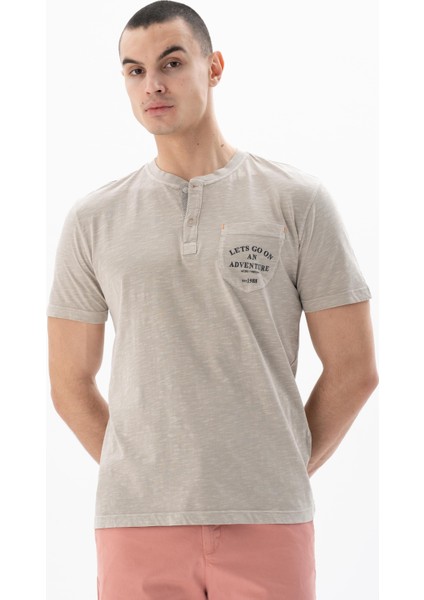 Erkek Regular Fit Parça Boyama Bisiklet Yaka Tişört Y25344490001