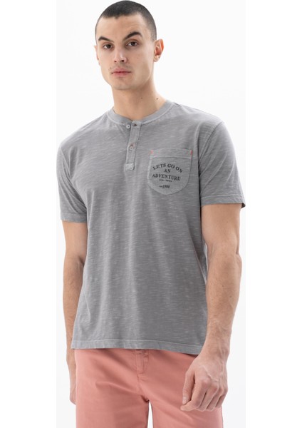 Erkek Regular Fit Parça Boyama Bisiklet Yaka Tişört Y25344490001 modelleri