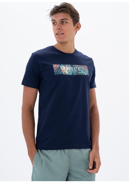 Erkek Slim Fit Bisiklet Yaka Tişört Y25344452101 modelleri