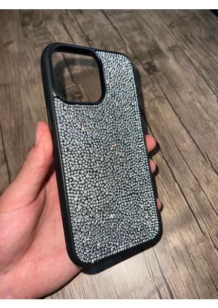 Apple iPhone 14 Pro Max Taşlı Silikon Kılıf Parlak Şık Kapak Voyoston