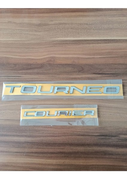 Tourneo Courier Yazısı 2013-2020 Yıllar Arası Için Uyumludur