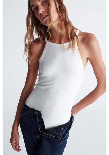 Styleboom X Peraluna GRETA BODY Halter Yaka Arkası Çapraz Alttan Çıtçıtlı Kadın Triko Body - Ekru indirimleri