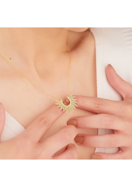 Güneş Işığı Şekilli 925 Ayar Kadın Gümüş Kolye fiyatları