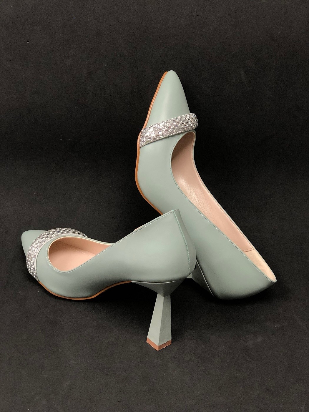 KAFKASLAR AYAKKABI Kadeh Topuk Taş Işlemeli 10 Cm. Topuklu Bayan Stiletto Ayakkabı görsel 3