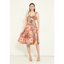 Modatalika Kadın Omuzdan Askılı Çiçek Desenli Midi Boy Elbise