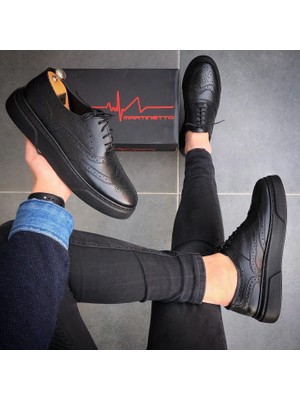 Martinetto Siyah Deri Erkek Ayakkabı Düz Taban ile Şık ve Rahat Kullanım