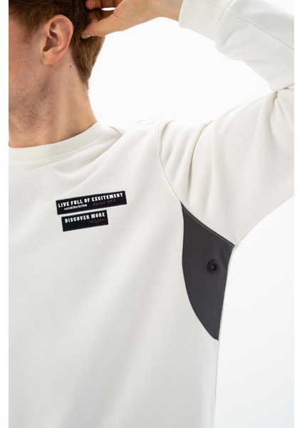 Erkek Bisiklet Yaka Sweatshirt K26124925101