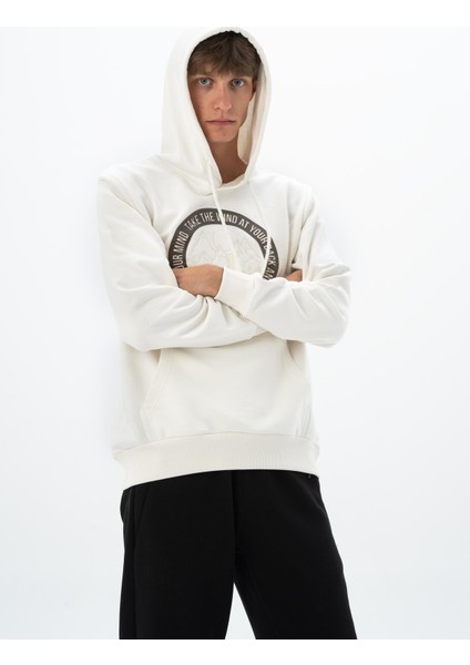 Erkek Regular Fit Kanguru Cepli Sweatshirt K26254925901