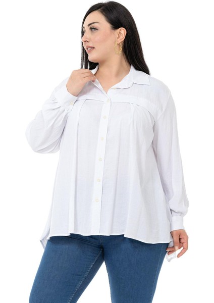 Büyük Beden Göğüs Detaylı Kol Ağzı ve Sırtı Pileli Beyaz Gömlek fırsatları