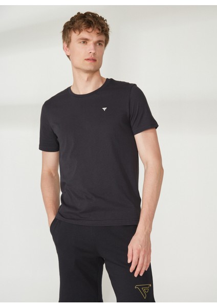 Bisiklet Yaka Siyah Erkek T-Shirt FM23S07TGBLACK modelleri