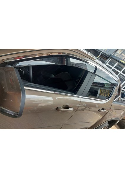 Volkswagen Amarok 2023 Sonrası Kromlu Cam Rüzgarlığı Niken fırsatları