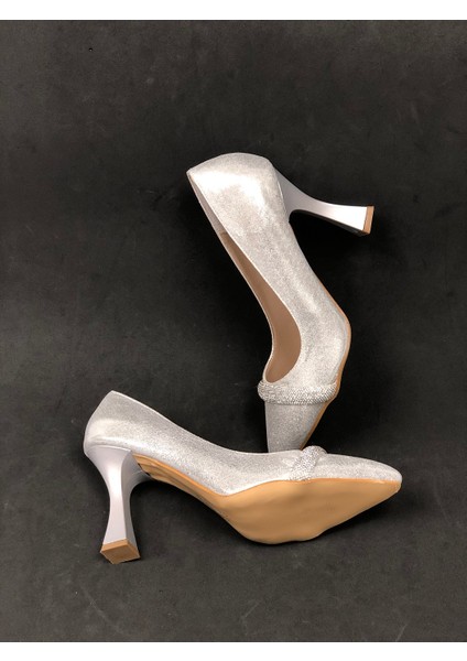 Kadeh Topuk Taş Işlemeli Simli 10 Cm. Topuklu Bayan Stiletto Ayakkabı